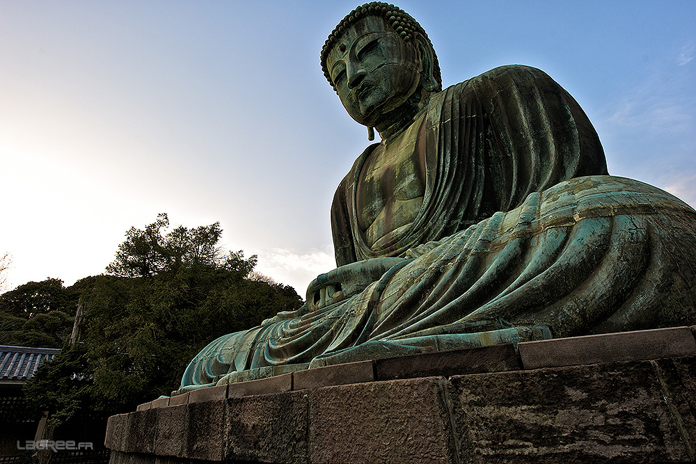 Le Grand Buddha, Daibutsu