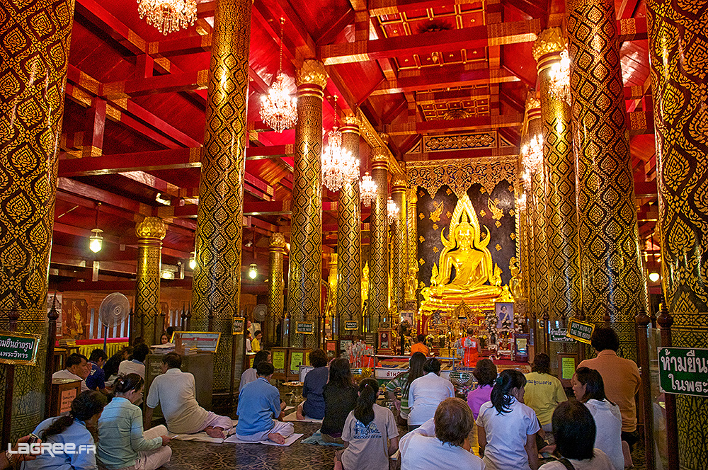 Le Phra Buddha Chinnarat