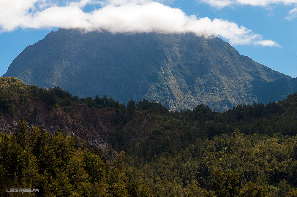 Le Piton d’Anchaing ou Piton d'Enchaing